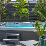 Ledenko Private Pool & Jacuzzi Biograd Na Moru