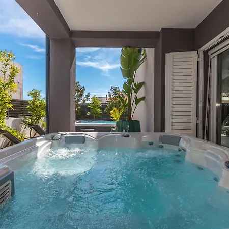 Daire House With Pool Ledenko Biograd Na Moru