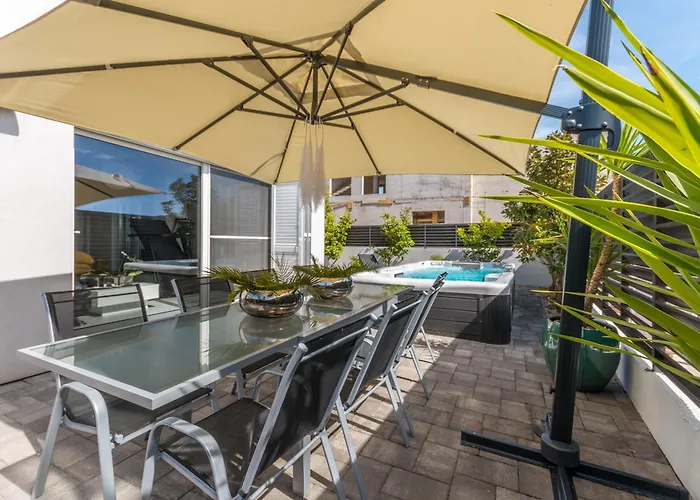 Appartement Luxury Villa Ledenko Private Pool Jacuzzi Garden *