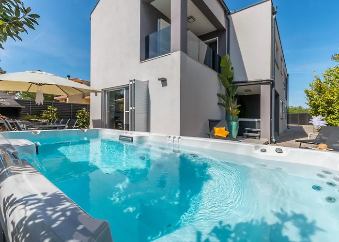 Luxury Villa Ledenko Private Pool Jacuzzi Garden Biograd Na Moru