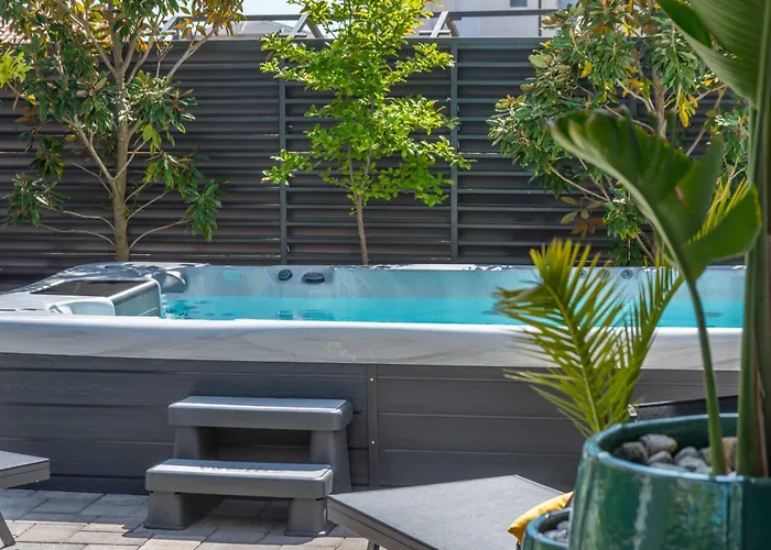 Luxury Villa Ledenko Private Pool Jacuzzi Garden Biograd Na Moru