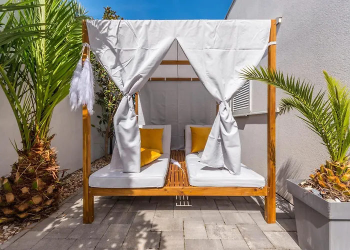 Appartement Luxury Villa Ledenko Private Pool Jacuzzi Garden