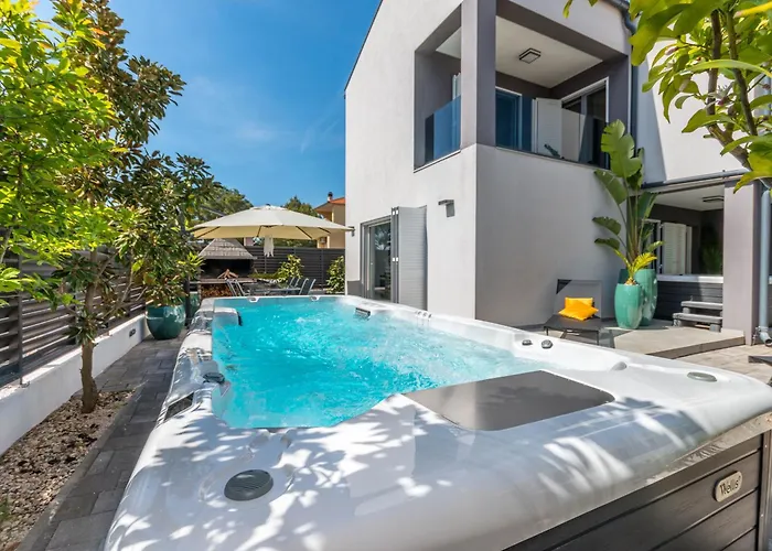 Luxury Villa Ledenko Private Pool Jacuzzi Garden Biograd Na Moru